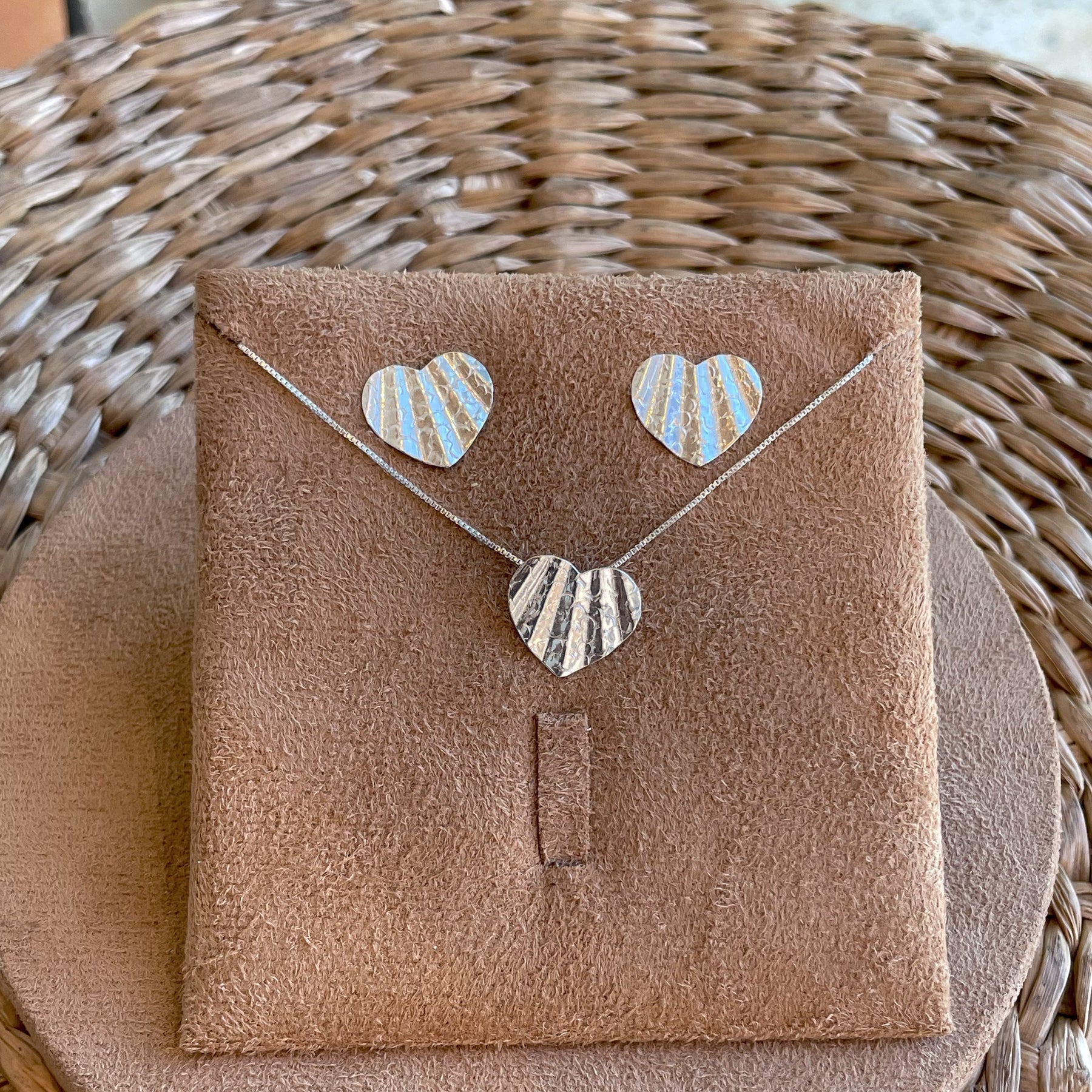 Conjunto de Coração Orgânico em Prata 925